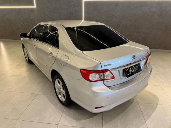 TOYOTA COROLLA 2.0 XEI 16V FLEX 4P AUTOMÁTICO
